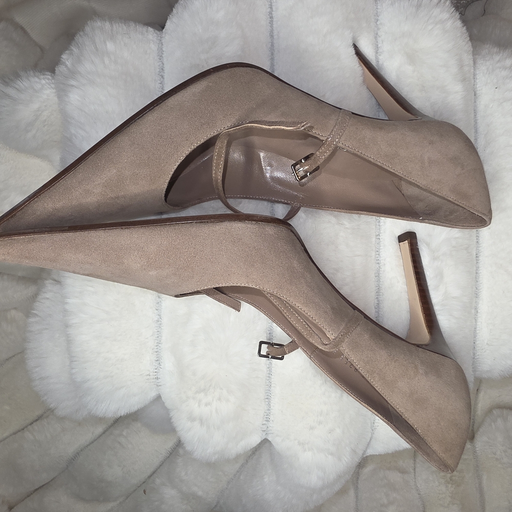 Sergio Rossi Beige Women's Heels - Picture 2 of 9